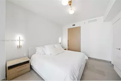 68 SE 6th St #1904, Miami, FL 33131 - Photo 10