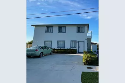 2121 NW 72nd St #2121, Miami, FL 33147 - Photo 1