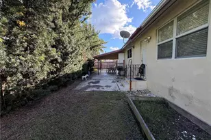 45 SE 14th St, Dania Beach, FL 33004 - Photo 24