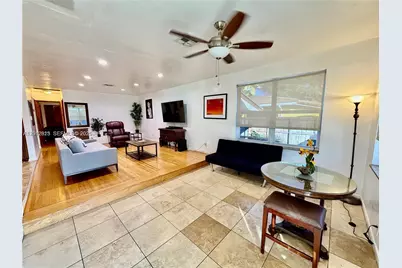 45 SE 14th St #1, Dania Beach, FL 33004 - Photo 2
