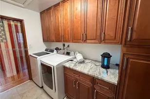 45 SE 14th St, Dania Beach, FL 33004 - Photo 18