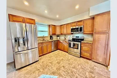 45 SE 14th St #1, Dania Beach, FL 33004 - Photo 8