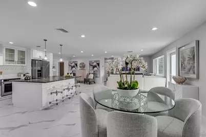 465 NW 11th St, Boca Raton, FL 33432 - Photo 18