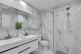 465 NW 11th St, Boca Raton, FL 33432 - Photo 32