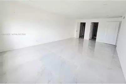 1800 NE 114th St #1101, Miami, FL 33181 - Photo 14