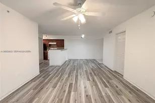 655 SW 111th Way, Pembroke Pines, FL 33025 - Photo 1