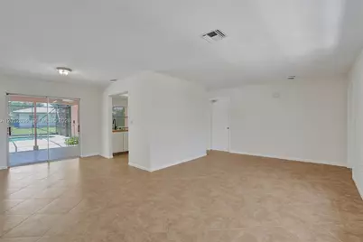 12212 NW 31st Dr, Coral Springs, FL 33065 - Photo 10