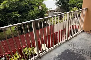 9972 SW 88th St, Miami, FL 33176 - Photo 2