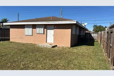 455 NW 14th St, Florida City, FL 33034 - Photo 32