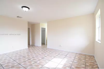 455 NW 14th St, Florida City, FL 33034 - Photo 16