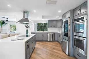 6750 White Oak Dr, Miami Lakes, FL 33014 - Photo 18