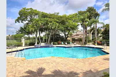 1715 Village Blvd #205, West Palm Beach, FL 33409 - Photo 14