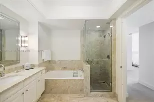 1435 Brickell Ave, Miami, FL 33131 - Photo 12