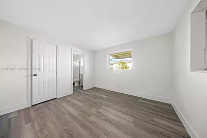 2520 NW 2nd Dr, Pompano Beach, FL 33064 - Photo 20