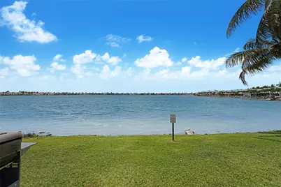 12348 NW 11th Ln #1010, Miami, FL 33182 - Photo 20