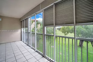 1000 SW 125th Ave, Pembroke Pines, FL 33027 - Photo 12