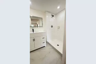 901 NE 209th Ter #104-26, Miami, FL 33179 - Photo 18