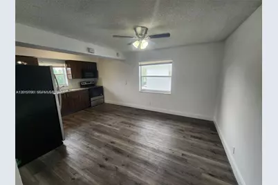 4117 Woodside Dr #4, Coral Springs, FL 33065 - Photo 2