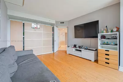 21205 Yacht Club Dr #805, Aventura, FL 33180 - Photo 14