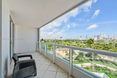 21205 Yacht Club Dr #805, Aventura, FL 33180 - Photo 22