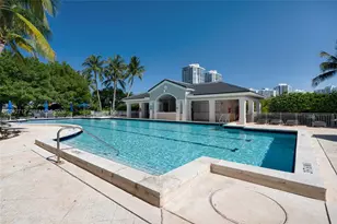 21205 Yacht Club Dr, Aventura, FL 33180 - Photo 26
