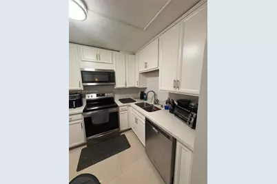 9531 Seagrape Dr #106, Davie, FL 33324 - Photo 8