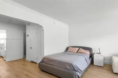 717 Espanola Way #111, Miami Beach, FL 33139 - Photo 10