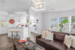 19800 SW 180th Ave, Miami, FL 33187 - Photo 16