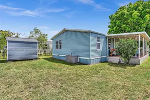 19800 SW 180th Ave, Miami, FL 33187 - Photo 48