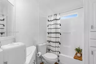 19800 SW 180th Ave, Miami, FL 33187 - Photo 34