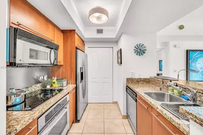110 Washington Ave #2310, Miami Beach, FL 33139 - Photo 6