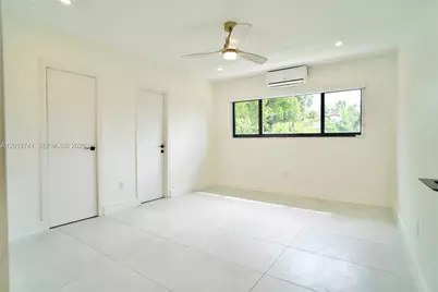 8811 Carlyle Ave, Surfside, FL 33154 - Photo 28