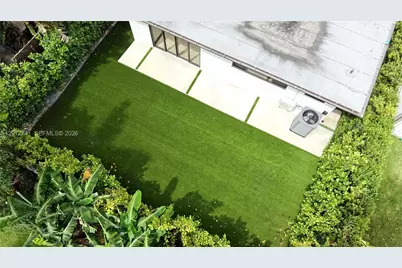 8811 Carlyle Ave, Surfside, FL 33154 - Photo 50