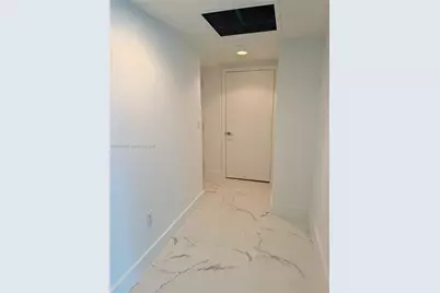 55 SE 6th St #1603, Miami, FL 33131 - Photo 12