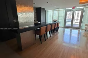 55 SE 6th St, Miami, FL 33131 - Photo 28