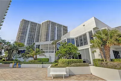 20281 E Country Club Dr #PH14, Aventura, FL 33180 - Photo 74