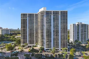 20281 E Country Club Dr, Aventura, FL 33180 - Photo 78