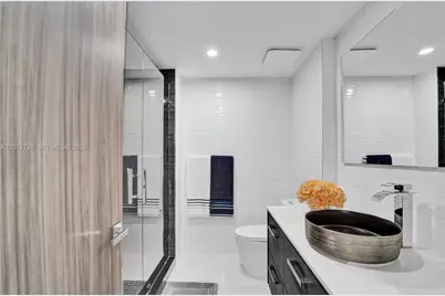 20281 E Country Club Dr #PH14, Aventura, FL 33180 - Photo 56
