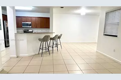 10620 NW 88th St #205, Doral, FL 33178 - Photo 6