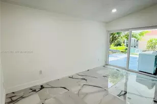 26205 SW 133rd Ct, Homestead, FL 33032 - Photo 8