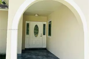 26205 SW 133rd Ct, Homestead, FL 33032 - Photo 2