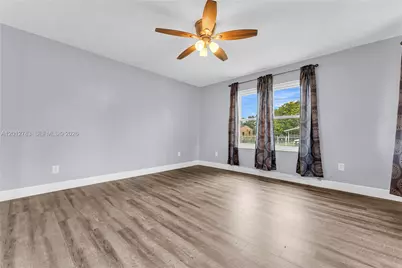 9301 NW 20th Ave, Miami, FL 33147 - Photo 20