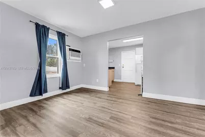 9301 NW 20th Ave, Miami, FL 33147 - Photo 22