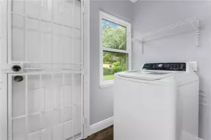 9301 NW 20th Ave, Miami, FL 33147 - Photo 42