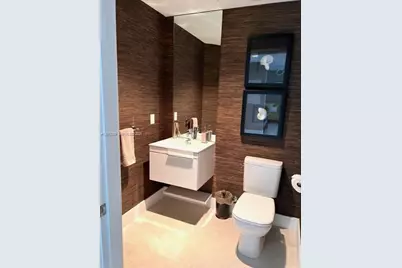 17111 Biscayne Blvd #2102, North Miami Beach, FL 33160 - Photo 4