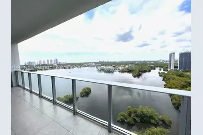 17111 Biscayne Blvd #2102, North Miami Beach, FL 33160 - Photo 38