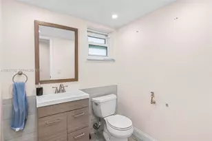 609 NE 14th Ave, Hallandale Beach, FL 33009 - Photo 10