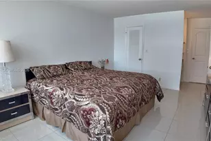 3113 S Ocean Dr, Hallandale Beach, FL 33009 - Photo 24