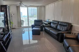 3113 S Ocean Dr, Hallandale Beach, FL 33009 - Photo 10