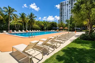 2851 NE 183rd St, Aventura, FL 33160 - Photo 24